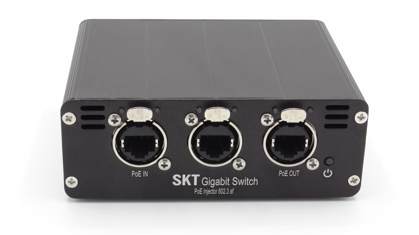 3-Port Gigabit Switch — 3-port gigabit switch & PoE injector for show networks by SKT Inc. (photo 1 of 6)